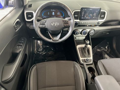 Used 2023 Hyundai Venue Limited w/ Cargo Package FWD image 22