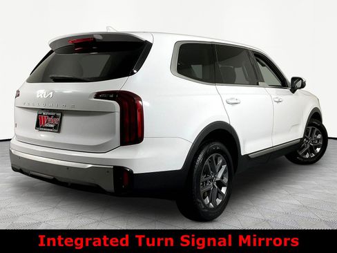 Used 2024 Kia Telluride LX FWD image 6