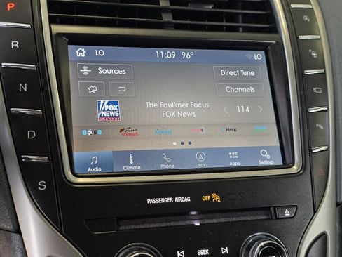 Used 2020 Lincoln Nautilus Reserve AWD/4WD image 31
