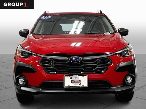 Used 2025 Subaru Crosstrek 2.0i Premium image 4