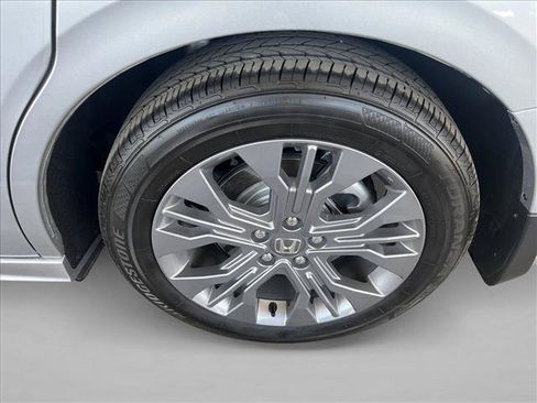Used 2025 Honda Odyssey Touring image 24