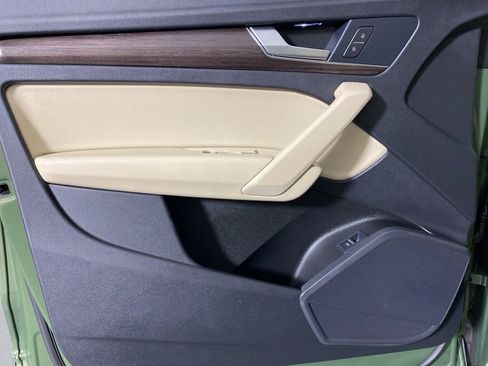 Used 2022 Audi Q5 2.0T Premium image 24