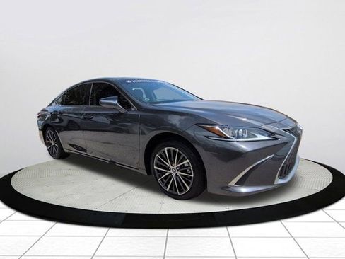 Used 2025 Lexus ES 350 w/ Premium Package FWD image 1