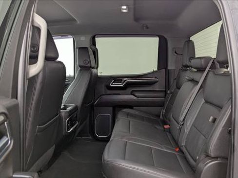 Used 2023 Chevrolet Silverado 1500 LTZ AWD/4WD image 17