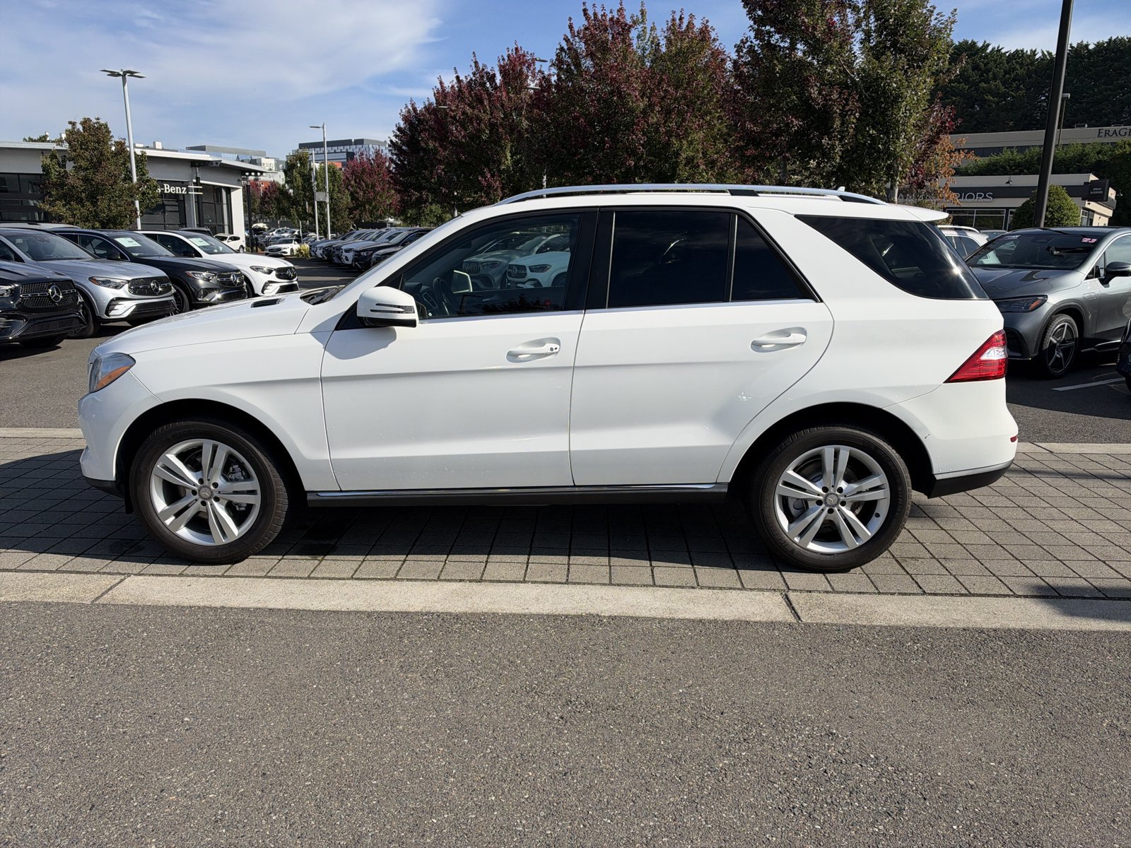 Used 2015 Mercedes-Benz ML 350 4MATIC image 9