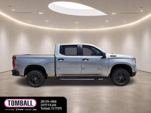 Used 2024 Chevrolet Silverado 1500 LT Trail Boss w/ Convenience Package II AWD/4WD image 8