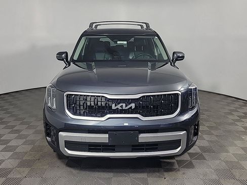 Certified 2024 Kia Telluride EX FWD image 13