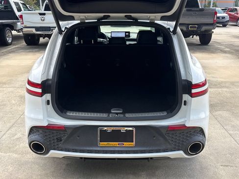 Used 2022 Genesis GV70 2.5T w/ Sport Prestige Package AWD/4WD image 32