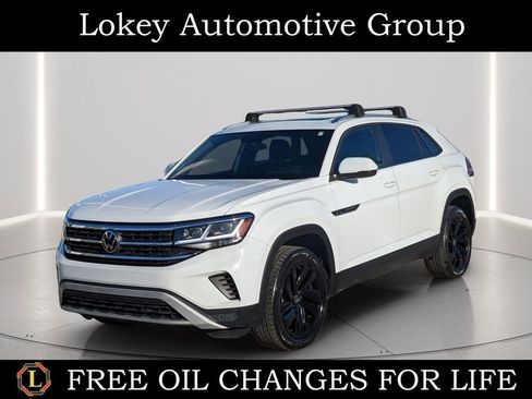 Certified 2023 Volkswagen Atlas Cross Sport SE w/ Panoramic Sunroof Package image 1