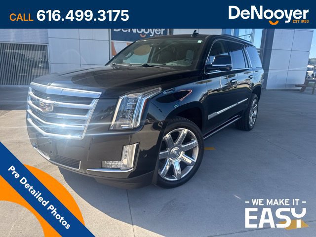 Used 2020 Cadillac Escalade Premium Luxury AWD/4WD image 1