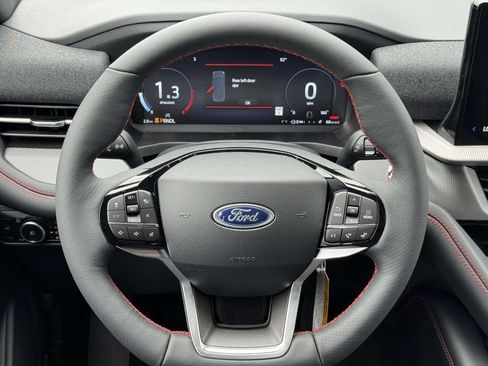 New 2026 Ford Explorer ST-Line w/ ST-Line Street Pack AWD/4WD image 9