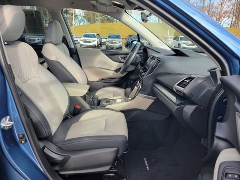 Certified 2022 Subaru Forester Premium image 30