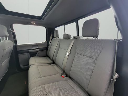 Used 2017 Ford F150 XLT w/ Equipment Group 302A Luxury AWD/4WD image 26