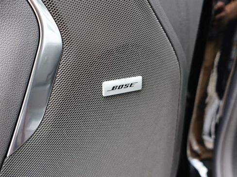 New 2025 Chevrolet Suburban Premier image 11