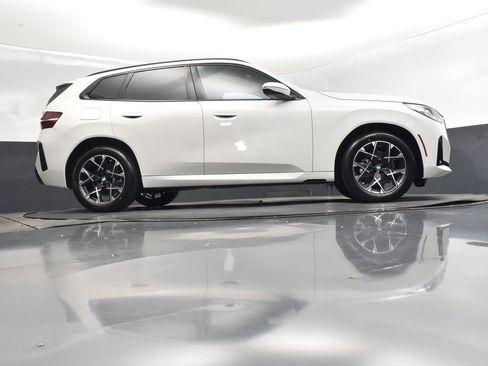 Used 2025 BMW X3 xDrive30i image 43