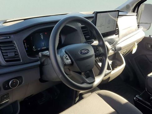 New 2026 Ford Transit 250 148 Medium Roof image 40