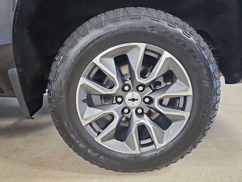 Certified 2024 Chevrolet Silverado 1500 RST AWD/4WD image 38