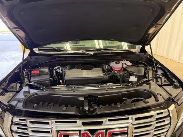 New 2026 GMC Yukon Denali w/ Denali Reserve Package AWD/4WD image 30