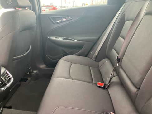 Used 2024 Chevrolet Malibu LT image 34