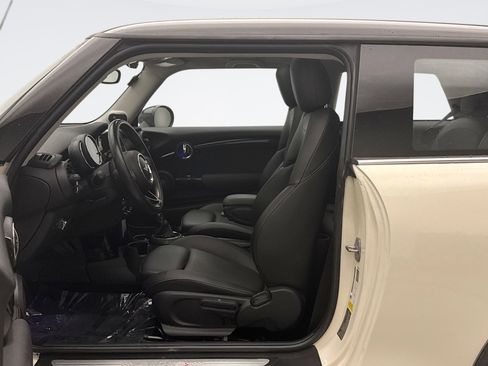Used 2017 MINI Cooper S image 8