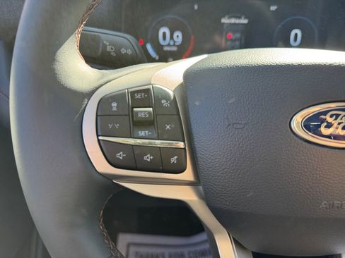 New 2026 Ford Explorer Active image 31