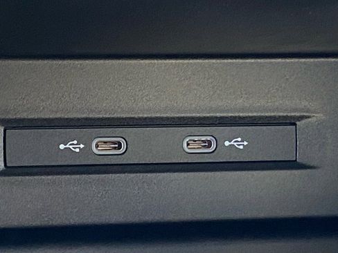 Certified 2022 Volkswagen Taos SE image 17