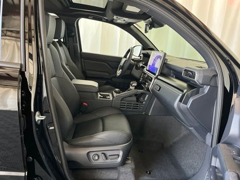 Used 2026 Toyota 4Runner Limited AWD/4WD image 22