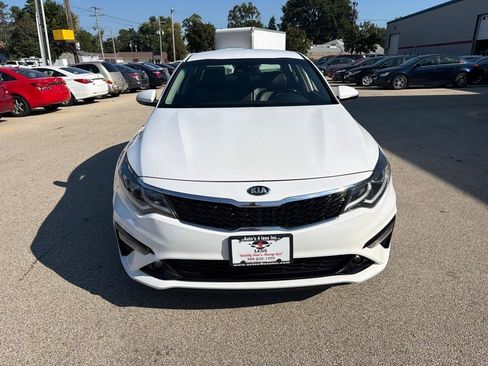 Used 2019 Kia Optima S FWD image 3