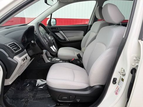 Used 2018 Subaru Forester 2.5i Premium w/ All-Weather Package AWD/4WD image 21