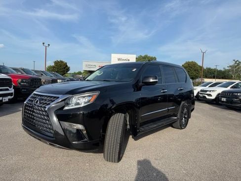 Used 2017 Lexus GX 460 Premium AWD/4WD image 3