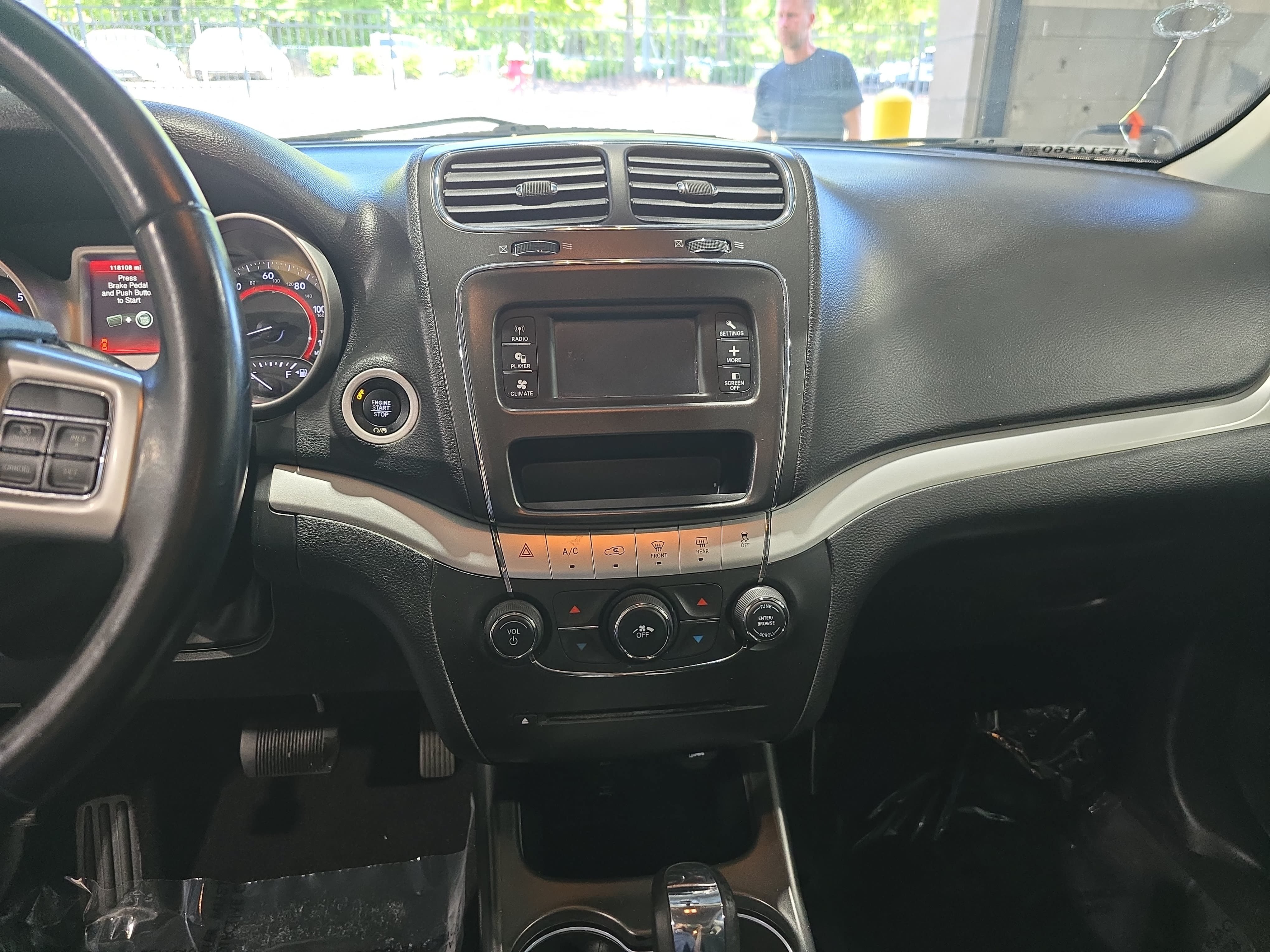 Used 2018 Dodge Journey SXT w/ Connectivity Group FWD image 21