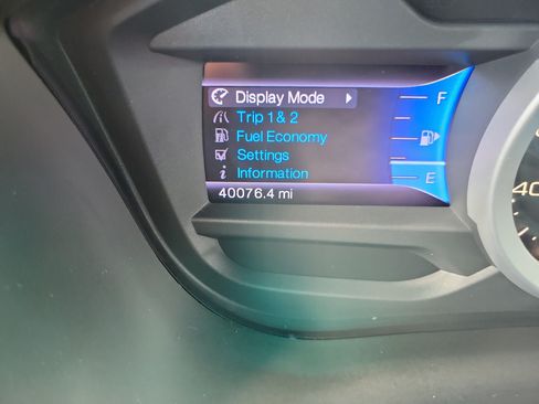 Used 2013 Ford Explorer XLT FWD image 32