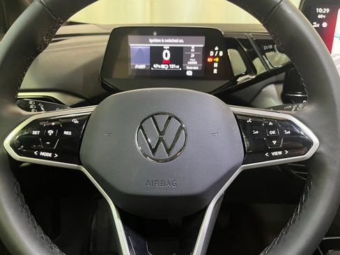 Used 2023 Volkswagen ID.4 Pro S image 18