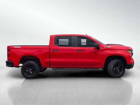 Used 2022 Chevrolet Silverado 1500 Custom Trail Boss AWD/4WD image 3