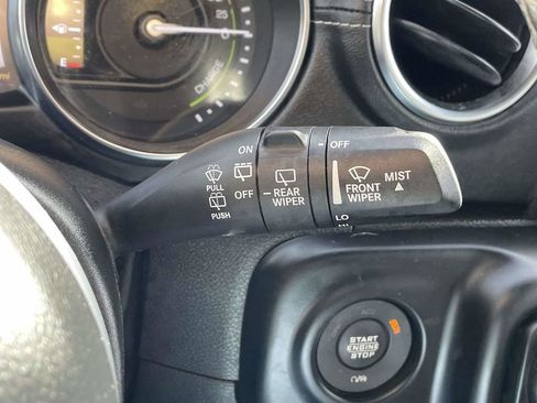 Used 2021 Jeep Wrangler Unlimited Sahara w/ Cold Weather Group image 31