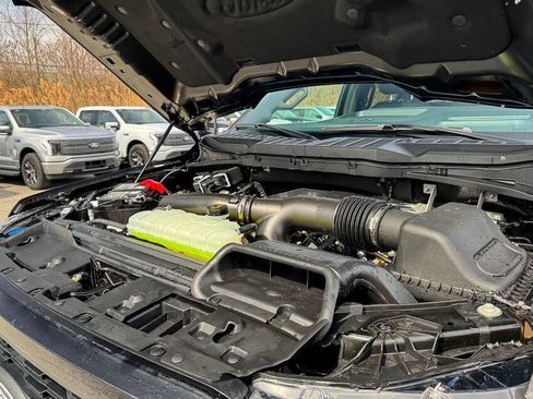 Used 2025 Ford F150 Lariat w/ Equipment Group 502A High image 31