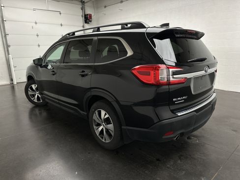 Certified 2025 Subaru Ascent Premium image 6