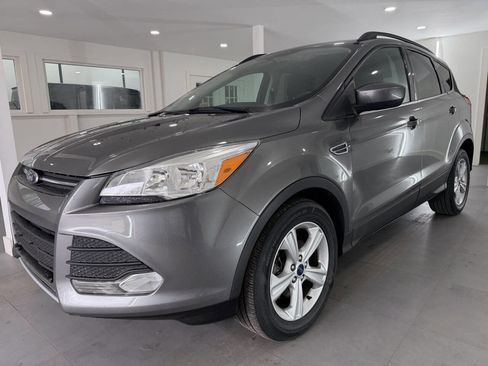 Used 2014 Ford Escape SE w/ Equipment Group 201A image 1