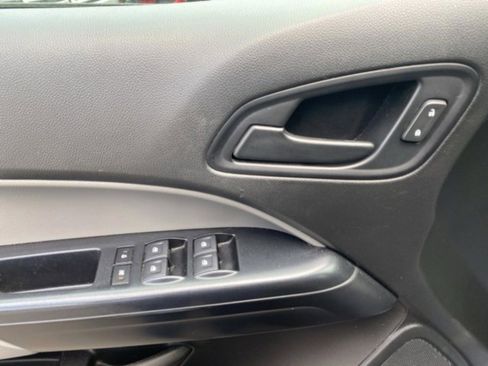 Used 2021 GMC Canyon Elevation Standard image 9