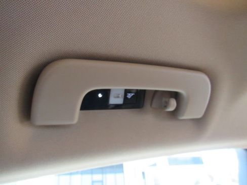 Used 2019 Porsche Panamera 4 image 32