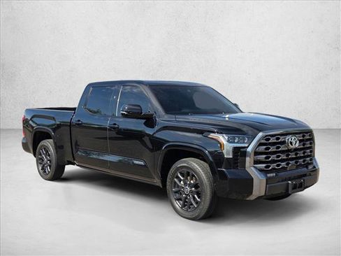 Used 2024 Toyota Tundra Platinum AWD/4WD image 3
