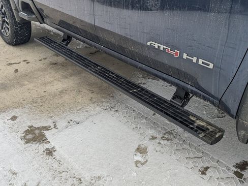 Used 2022 GMC Sierra 2500 AT4 w/ AT4 Preferred Package image 14