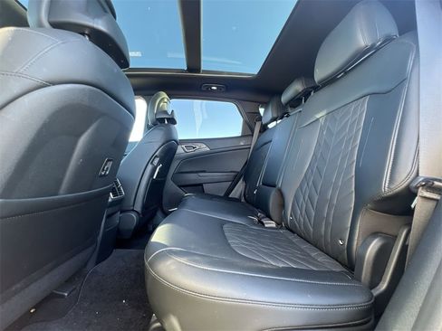 Used 2024 Kia Sportage X-Line w/ X-Line Premium Package image 25