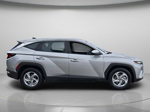Used 2024 Hyundai Tucson SE FWD image 5