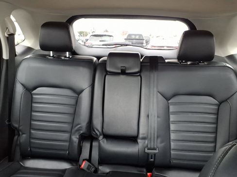 Used 2024 Ford Edge SEL image 14