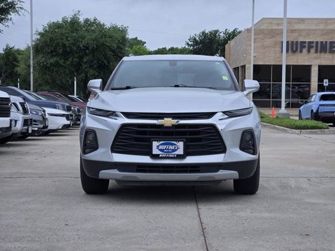 Used 2019 Chevrolet Blazer LT FWD image 2