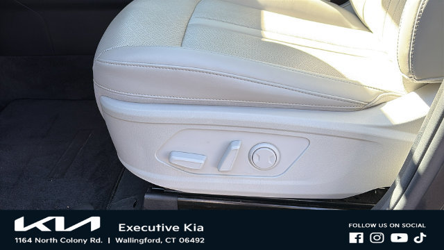 Certified 2023 Kia Sorento X-Line EX AWD/4WD image 11