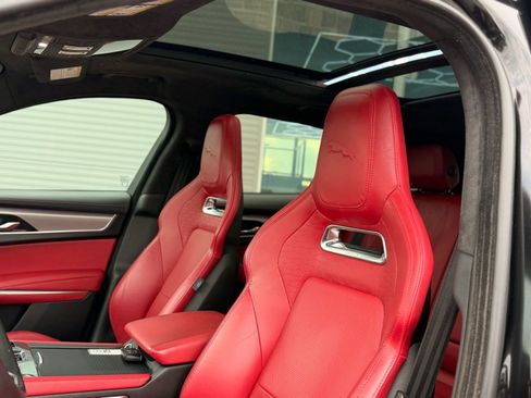 Used 2024 Jaguar F-PACE R-Dynamic S image 16