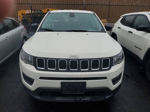 Used 2019 Jeep Compass Sport AWD/4WD image 2