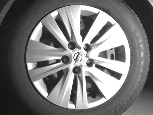 Used 2025 Nissan Sentra S FWD image 12
